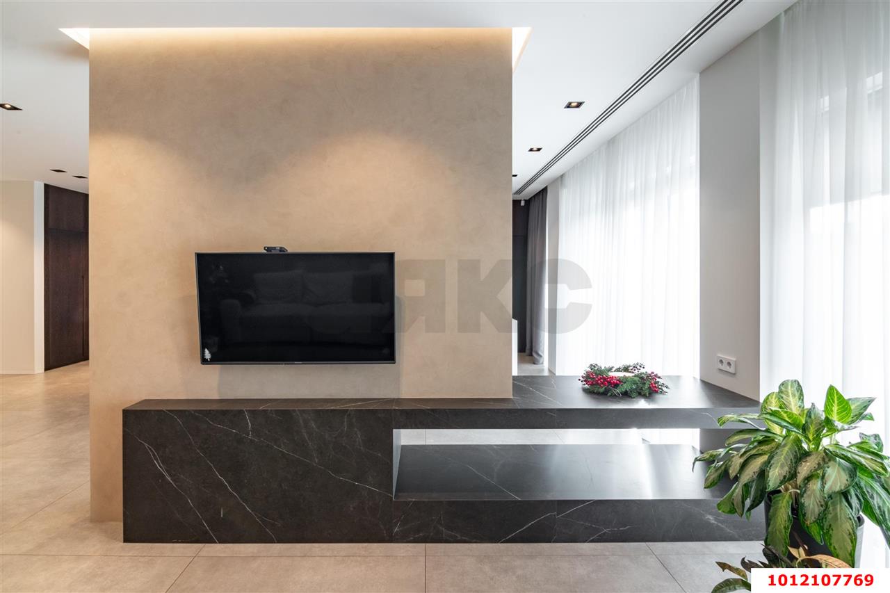 Фото №6: Дом 409 м² + 6.89 сот. - Краснодар, ул. Таманская, 91