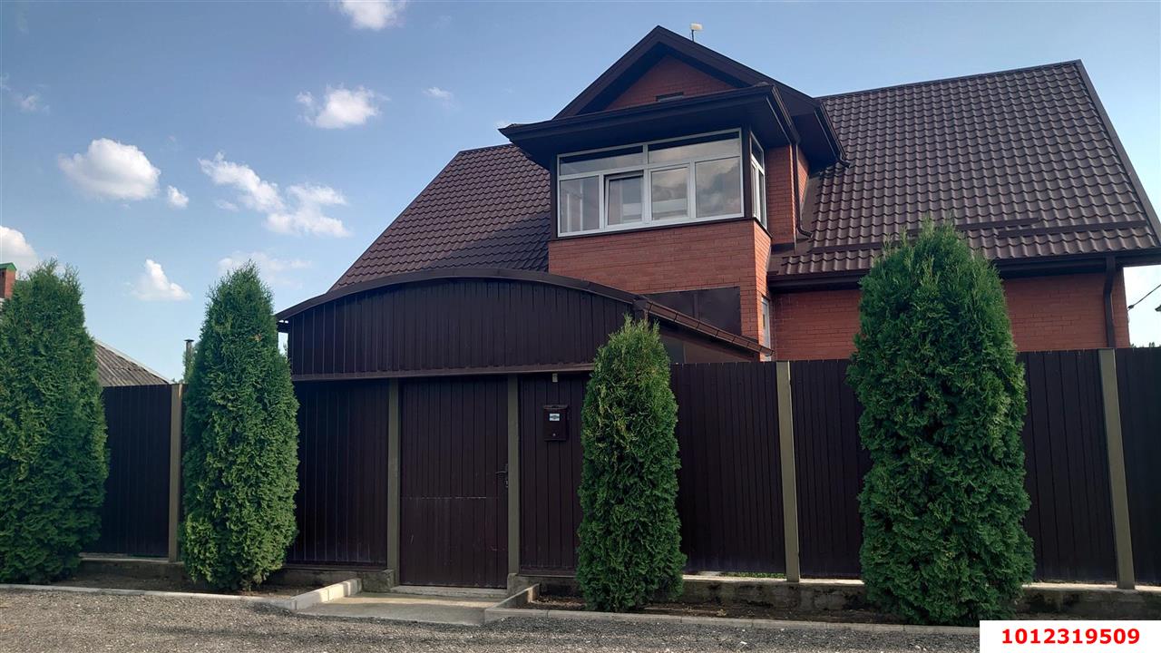 Фото №1: Дом 196 м² + 18 сот. - Пластуновская, ул. Нижненабережная, 9