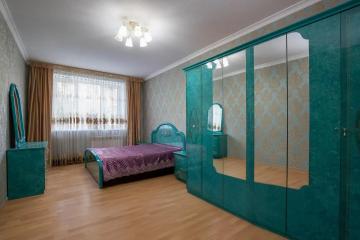 Фото №1: 3-комнатная квартира 112 м² - Краснодар, мкр. Краевая Клиническая Больница, ул. Черкасская, 55