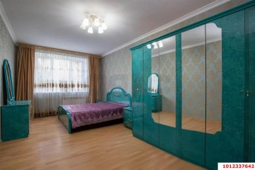 Фото №1: 3-комнатная квартира 112 м² - Краснодар, мкр. Краевая Клиническая Больница, ул. Черкасская, 55