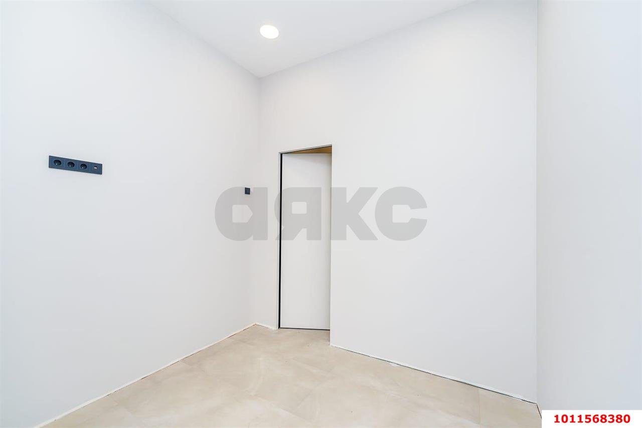 Фото №10: Дом 353 м² + 6.08 сот. - Краснодар, Западный внутригородской округ, мкр. Фестивальный, ул. Фридриха Энгельса, 171