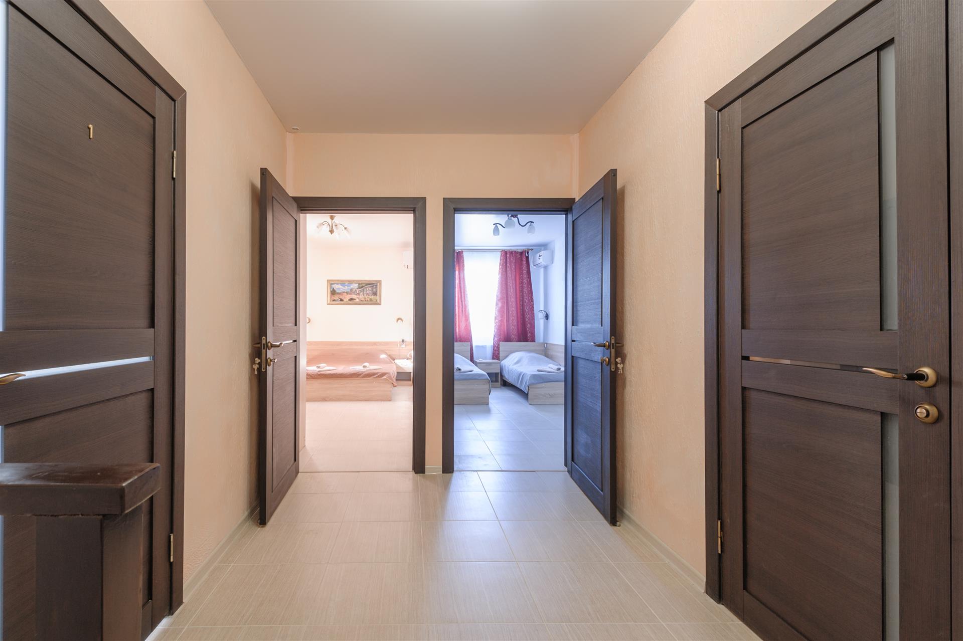 Фото №7: Коммерция 600 м² - Голубицкая, ул. Курортная