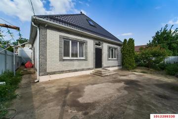Фото №1: Дом <span class="whitespace-nowrap">100 м²</span> <span class="whitespace-nowrap">+ 4.75 сот.</span>, <span class="whitespace-nowrap">1 эт.</span> - Краснодар, мкр. СНТ Солнышко-2, ул. Абрикосовая, 90
