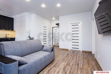 Фото №2: 2-комнатная квартира 65 м² - Краснодар, мкр. Черёмушки, ул. Новороссийская, 90/2к1