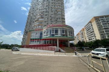 Фото №4: Коммерция 140 м² - Краснодар, мкр. Юбилейный, ул. Рождественская набережная, 4