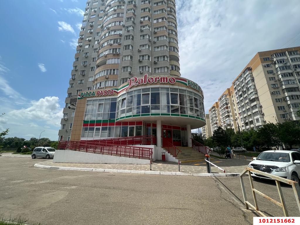 Фото №4: Коммерция 140 м² - Краснодар, Западный внутригородской округ, мкр. Юбилейный, ул. Рождественская набережная, 4