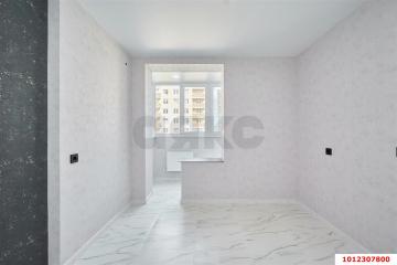 Фото №1: 1-комнатная квартира 38 м² - Краснодар, мкр. жилой комплекс Ракурс, ул. имени Героя Ростовского, 8к3