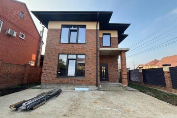 Фото №1: Дом 200 м² - Краснодар, мкр. Северный, ул. Александра Берлизова, 112