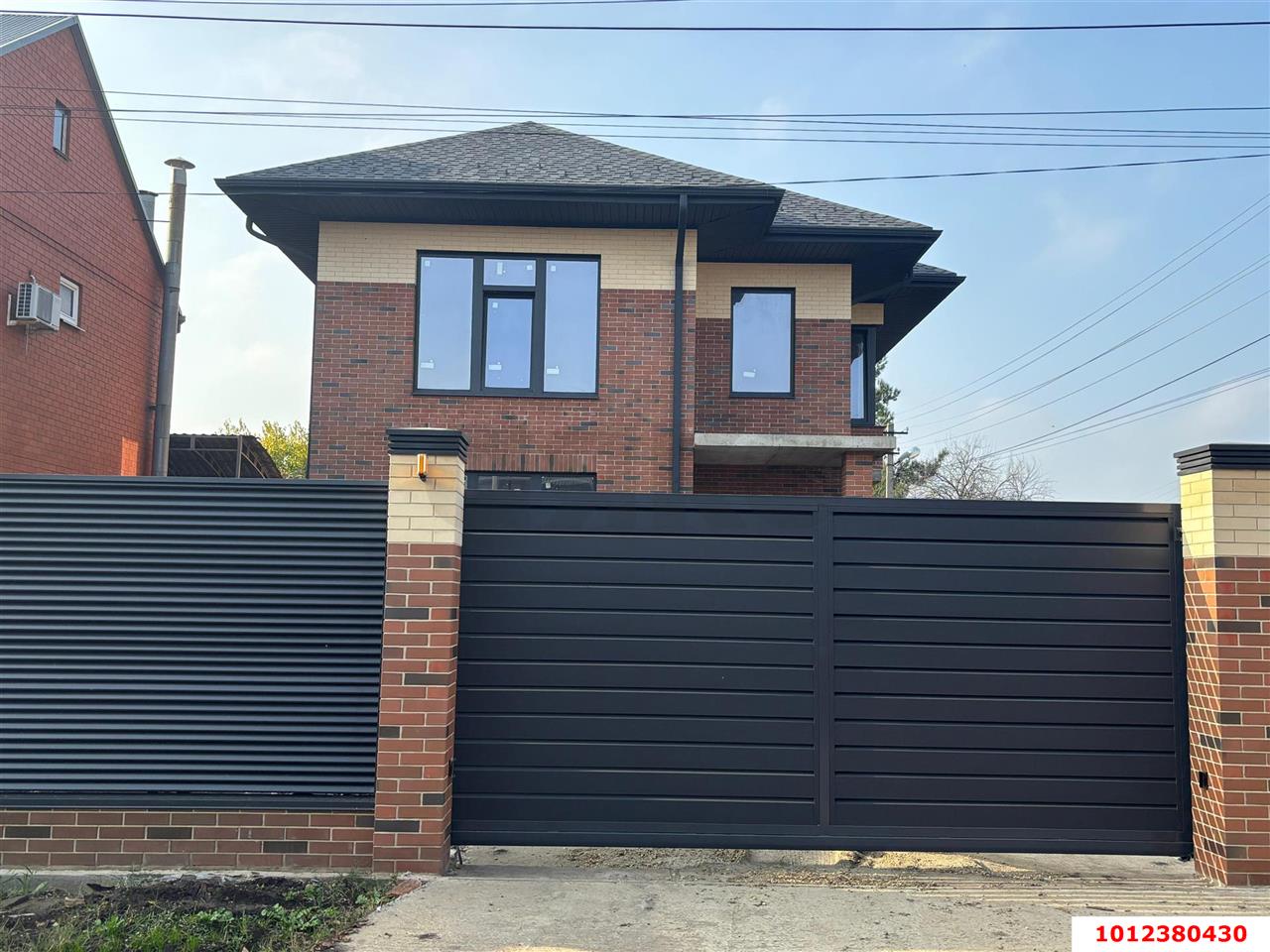 Фото №2: Дом 200 м² + 6 сот. - Краснодар, Северный, ул. Александра Берлизова, 112