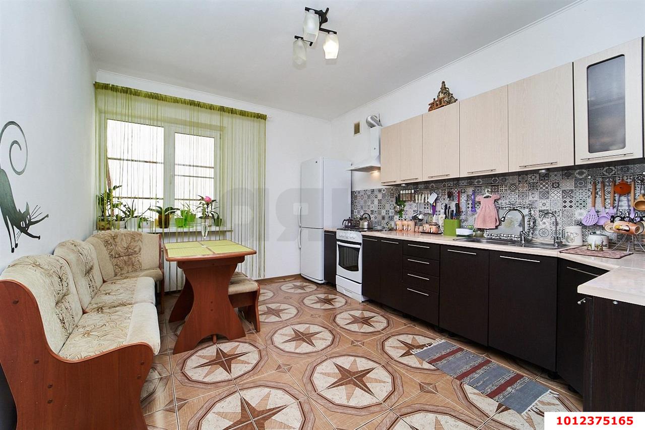 Фото №1: 2-комнатная квартира 64 м² - Краснодар, ул. Аксайская, 40