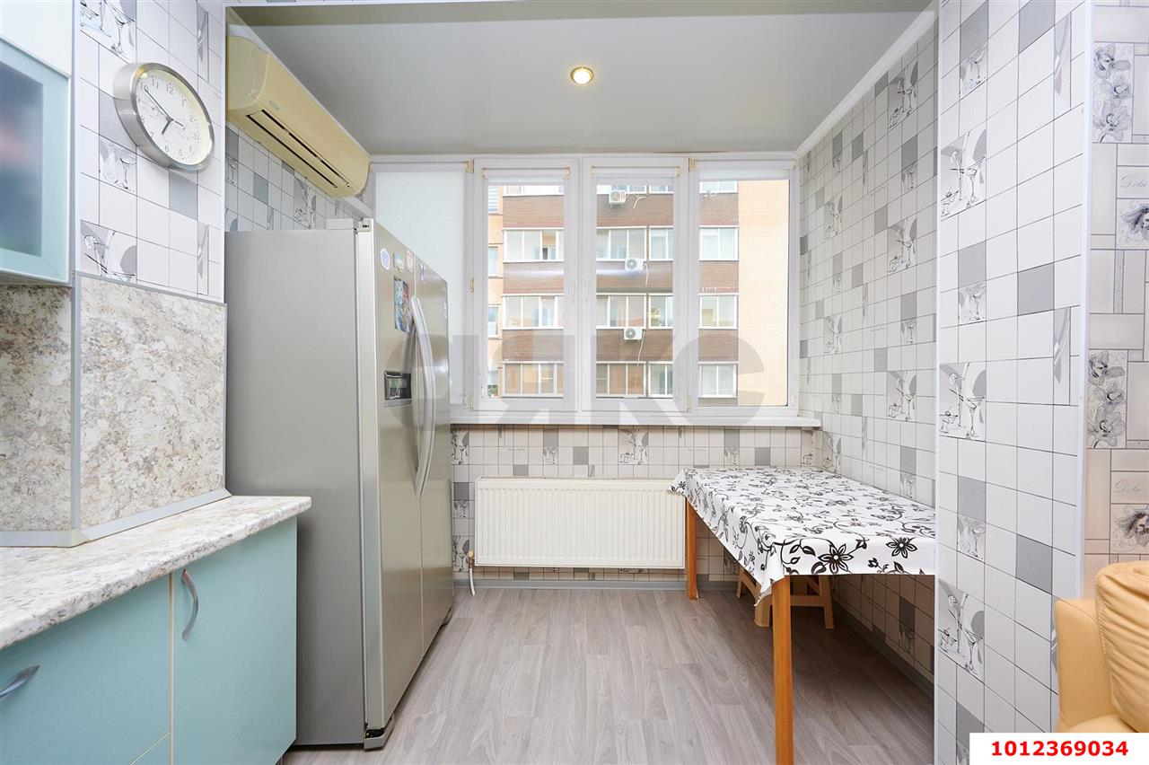 Фото №4: 3-комнатная квартира 82 м² - Краснодар, Прикубанский внутригородской округ, Завод Радиоизмерительных Приборов, мкр. Музыкальный, ул. имени С.В. Рахманинова, 30