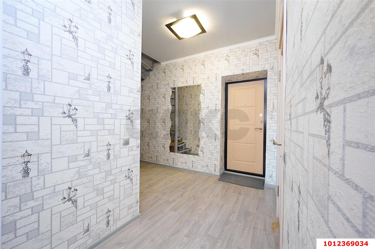 Фото №8: 3-комнатная квартира 82 м² - Краснодар, Прикубанский внутригородской округ, Завод Радиоизмерительных Приборов, мкр. Музыкальный, ул. имени С.В. Рахманинова, 30