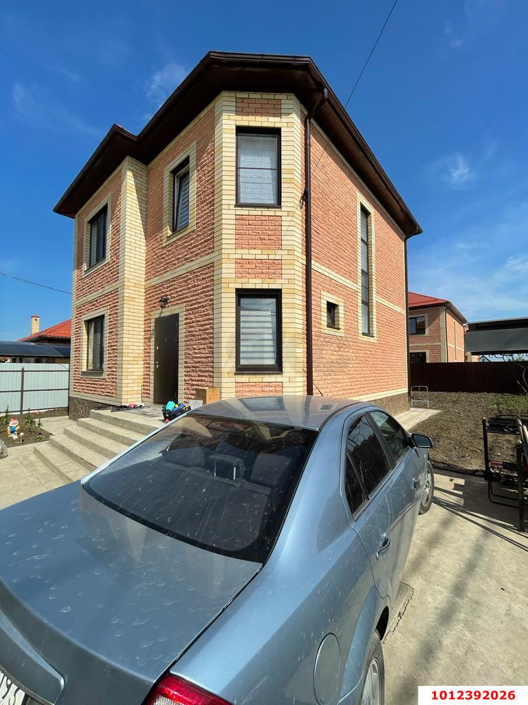 Фото №1: Дом 129 м² + 4.27 сот. - Ленина, Карасунский внутригородской округ, п. коттеджный  Зелёная Роща, ул. Тополиная, 73