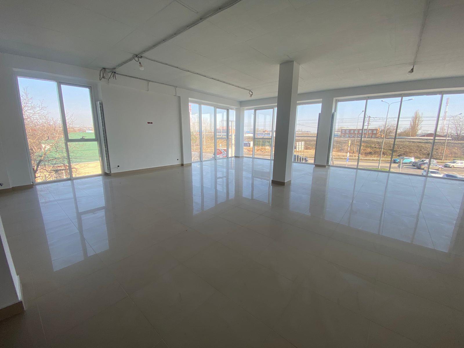 Фото №13: Коммерция 1750 м² - Яблоновский, ул. Гагарина