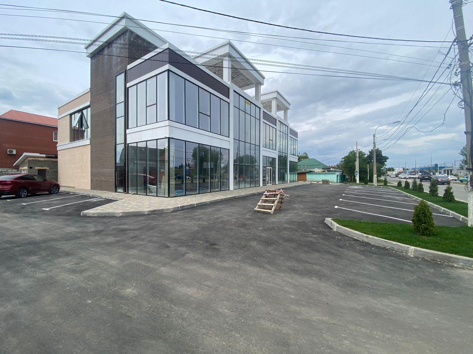 Фото №3: Коммерция 1750 м² - Яблоновский, ул. Гагарина