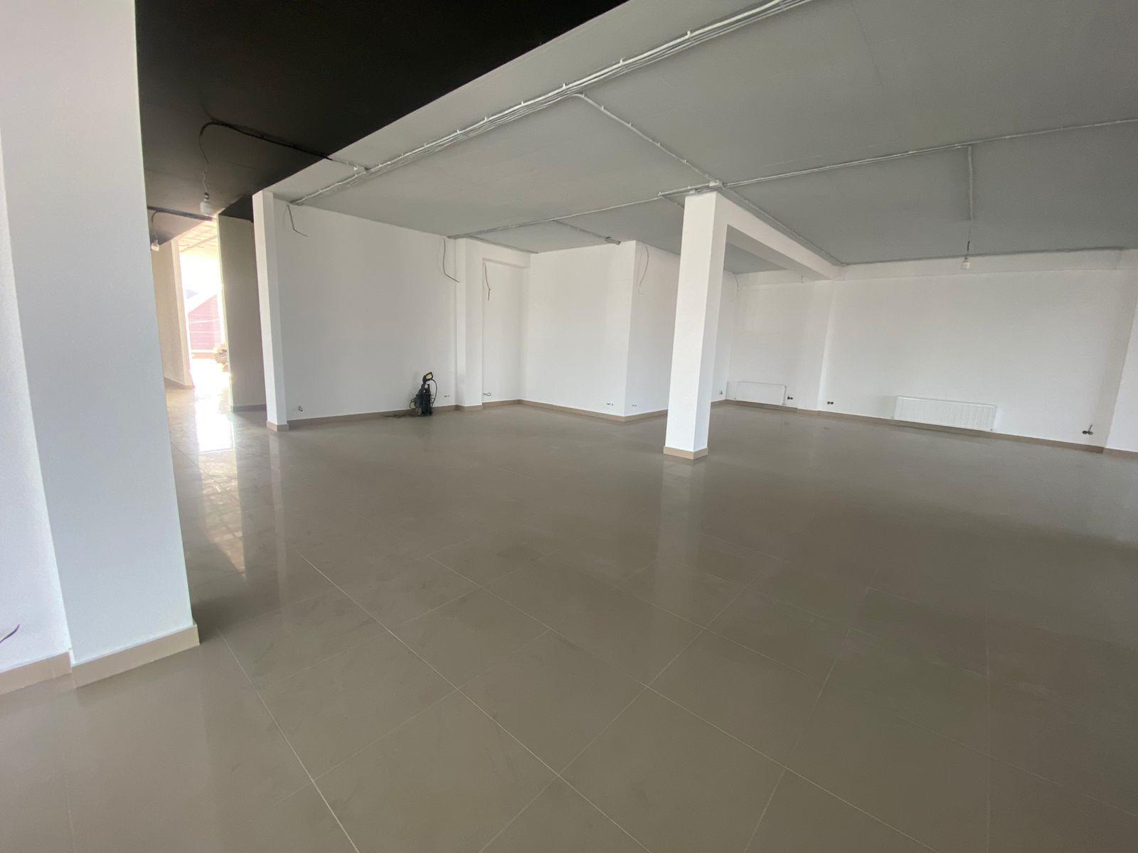 Фото №8: Коммерция 1750 м² - Яблоновский, ул. Гагарина