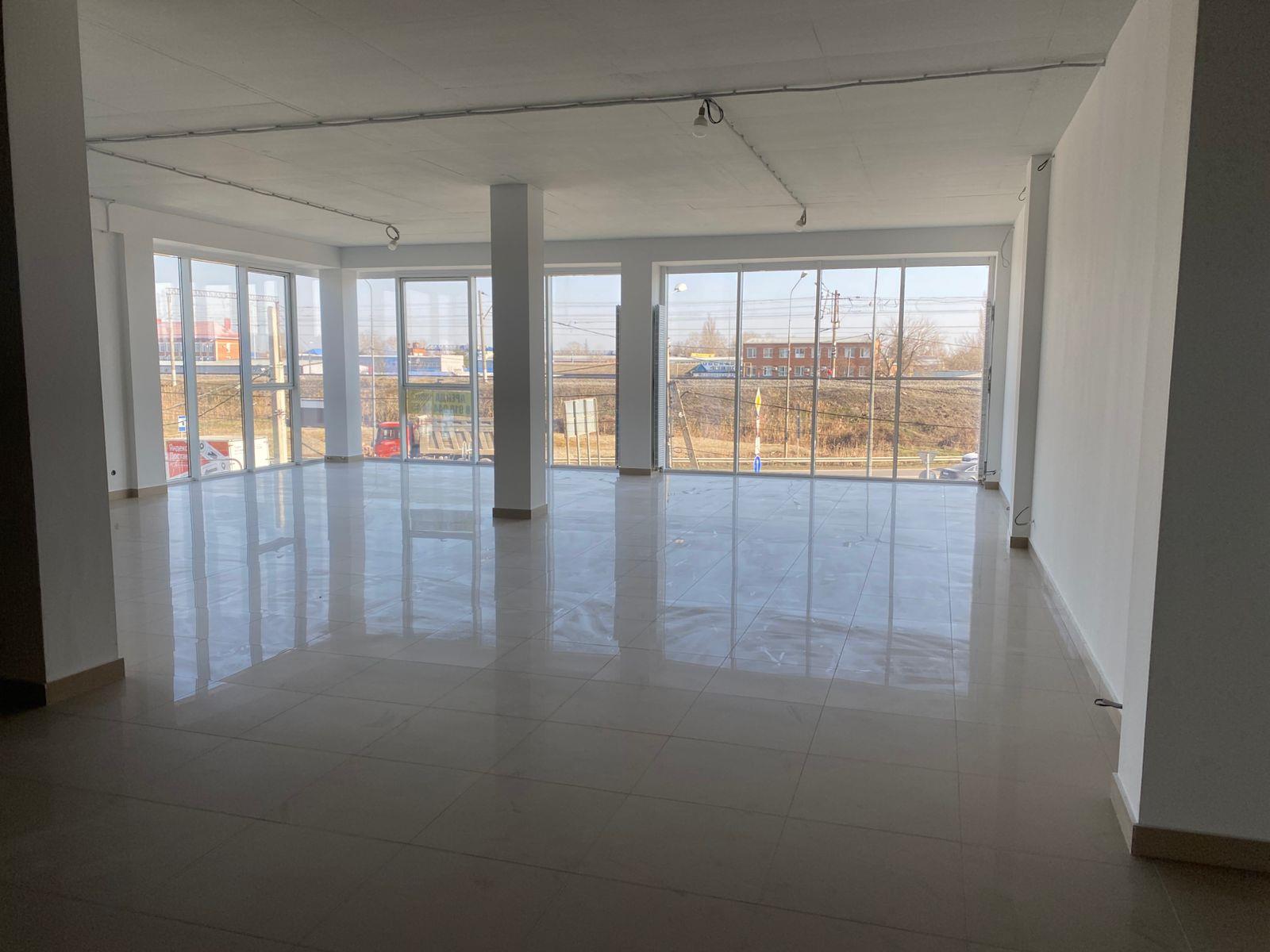 Фото №11: Коммерция 1750 м² - Яблоновский, ул. Гагарина