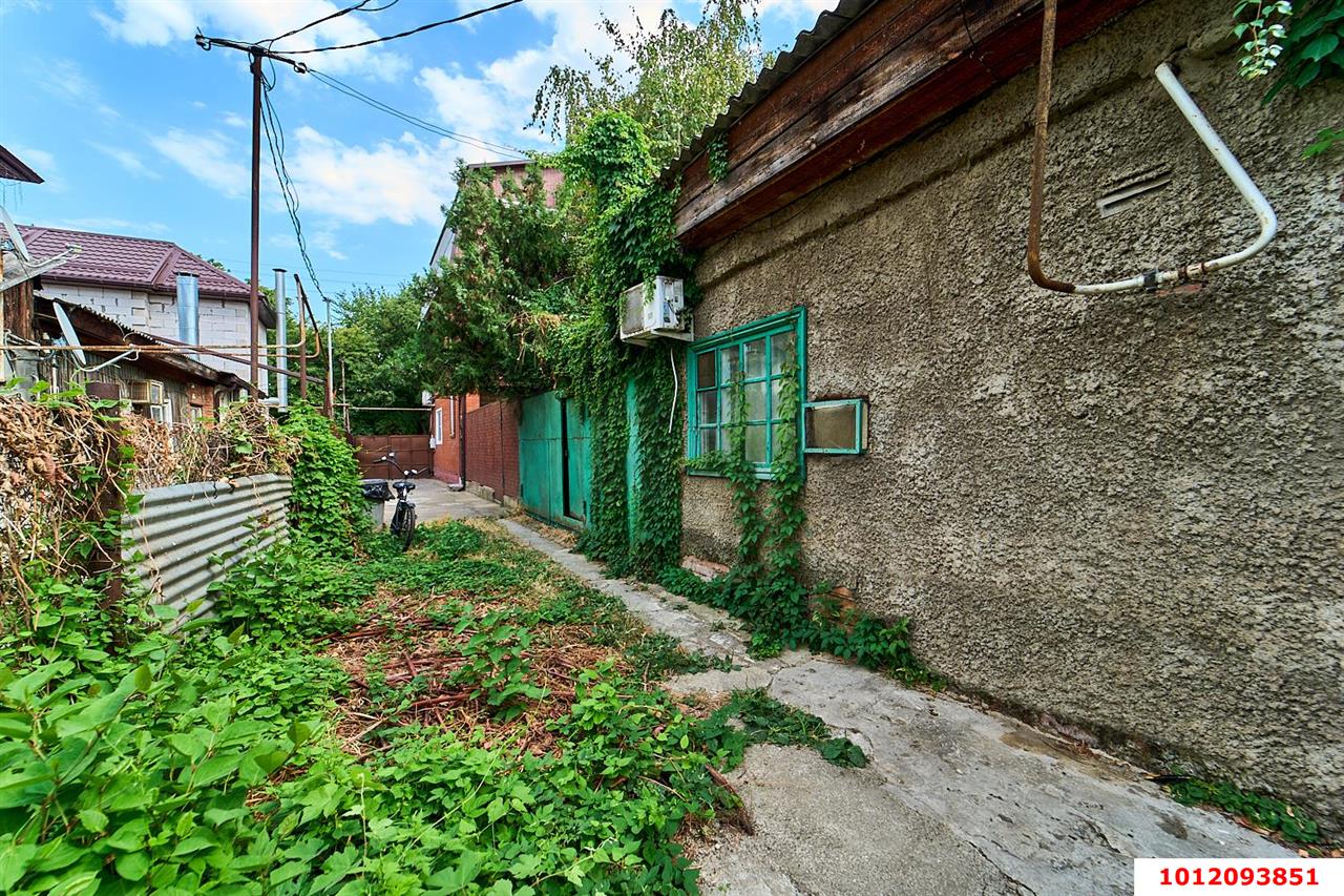 Фото №10: Часть дома 30 м² + 1.3 сот. - Краснодар, Центральный, ул. Ленина, 80