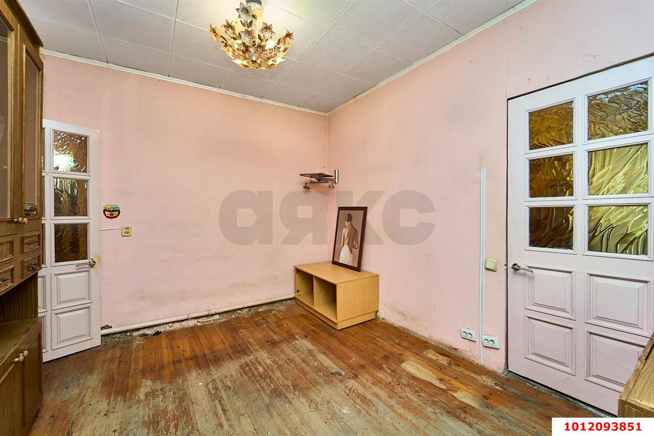 Фото №2: Часть дома 39 м² + 1.3 сот. - Краснодар, Центральный внутригородской округ, мкр. Центральный, ул. Ленина, 80