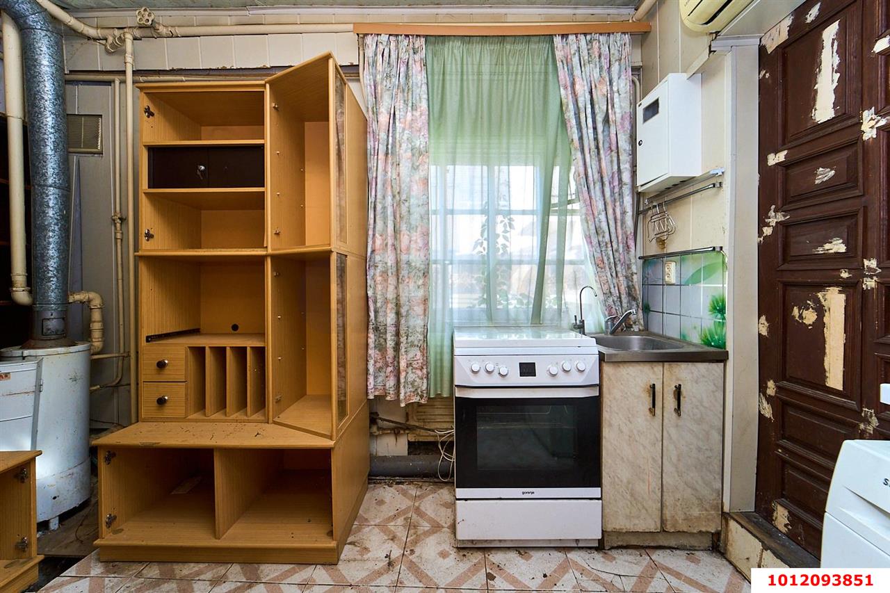 Фото №7: Часть дома 39 м² + 1.3 сот. - Краснодар, Центральный внутригородской округ, мкр. Центральный, ул. Ленина, 80