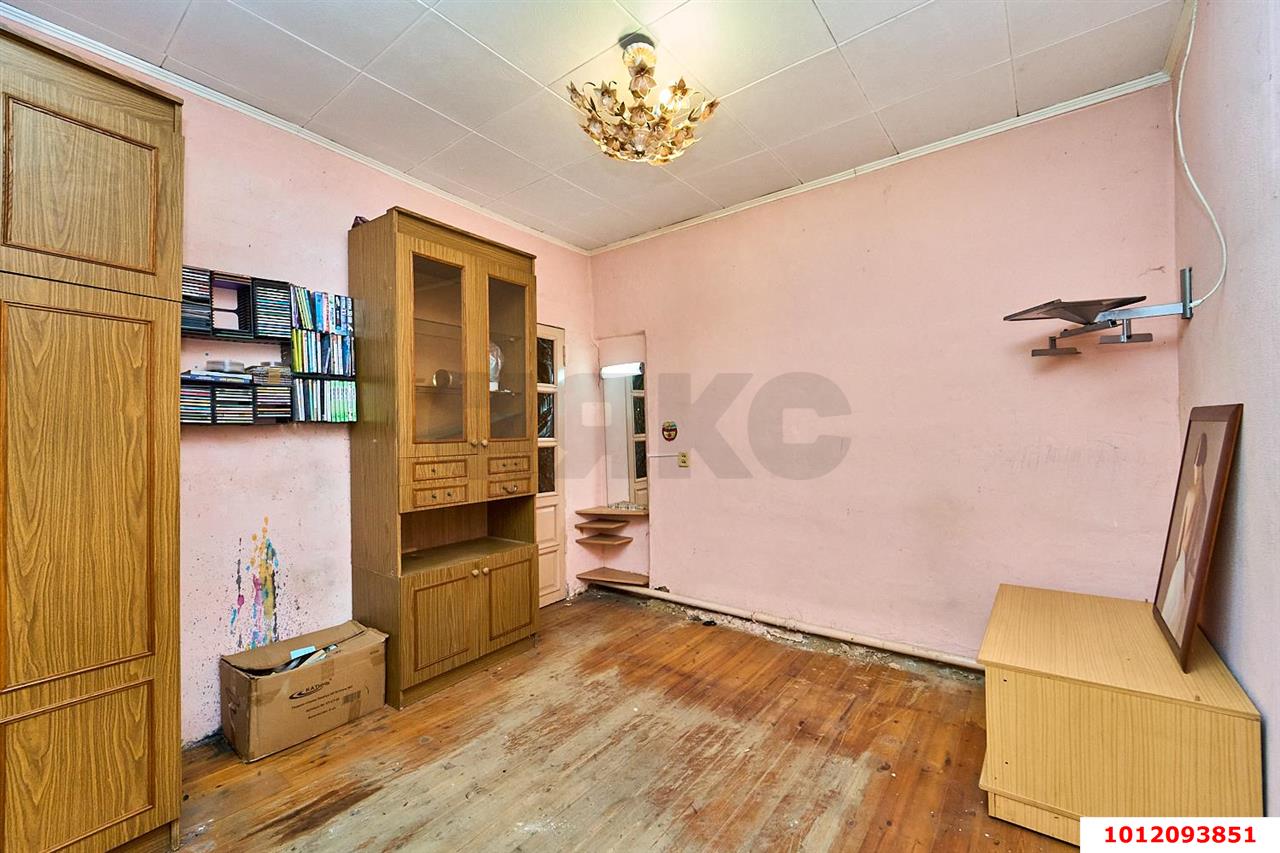 Фото №3: Часть дома 39 м² + 1.3 сот. - Краснодар, Центральный внутригородской округ, мкр. Центральный, ул. Ленина, 80