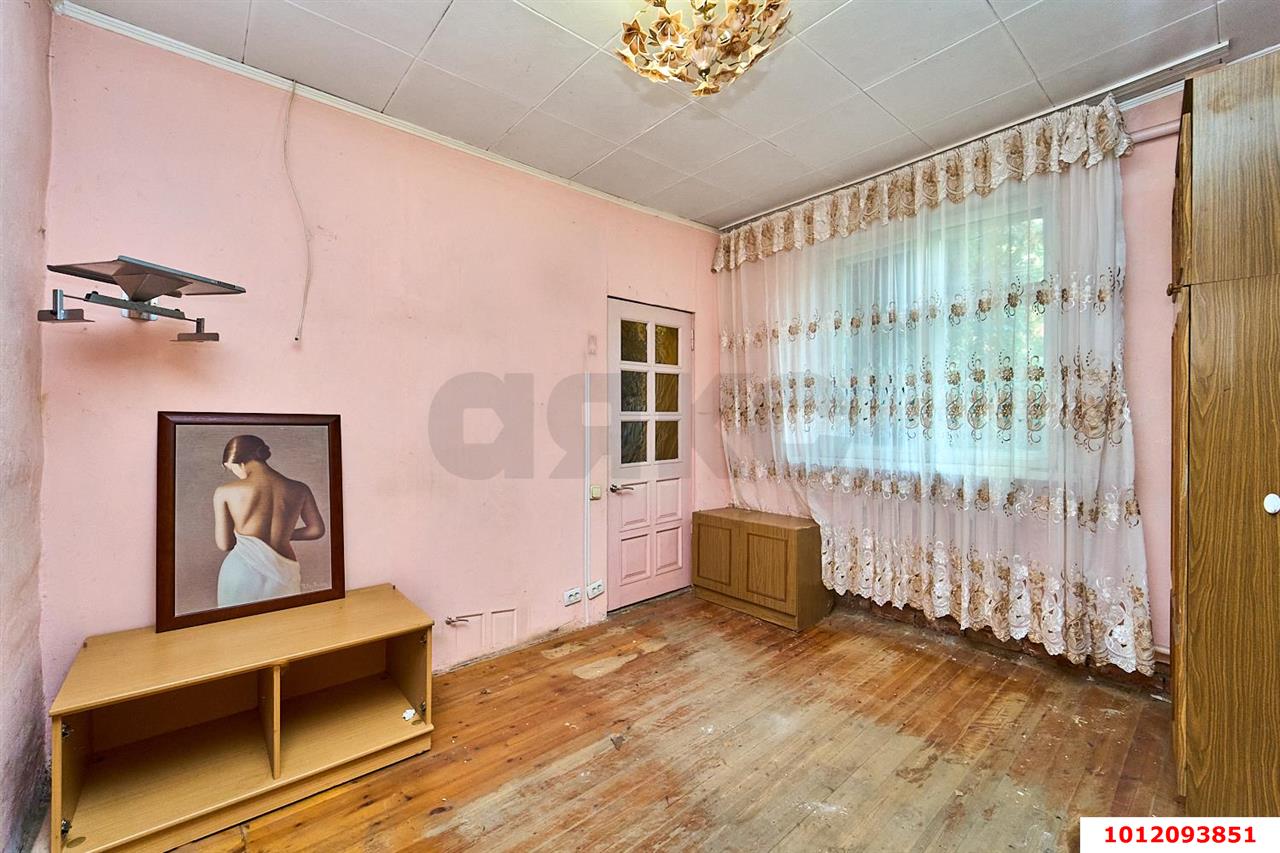 Фото №5: Часть дома 39 м² + 1.3 сот. - Краснодар, Центральный внутригородской округ, мкр. Центральный, ул. Ленина, 80