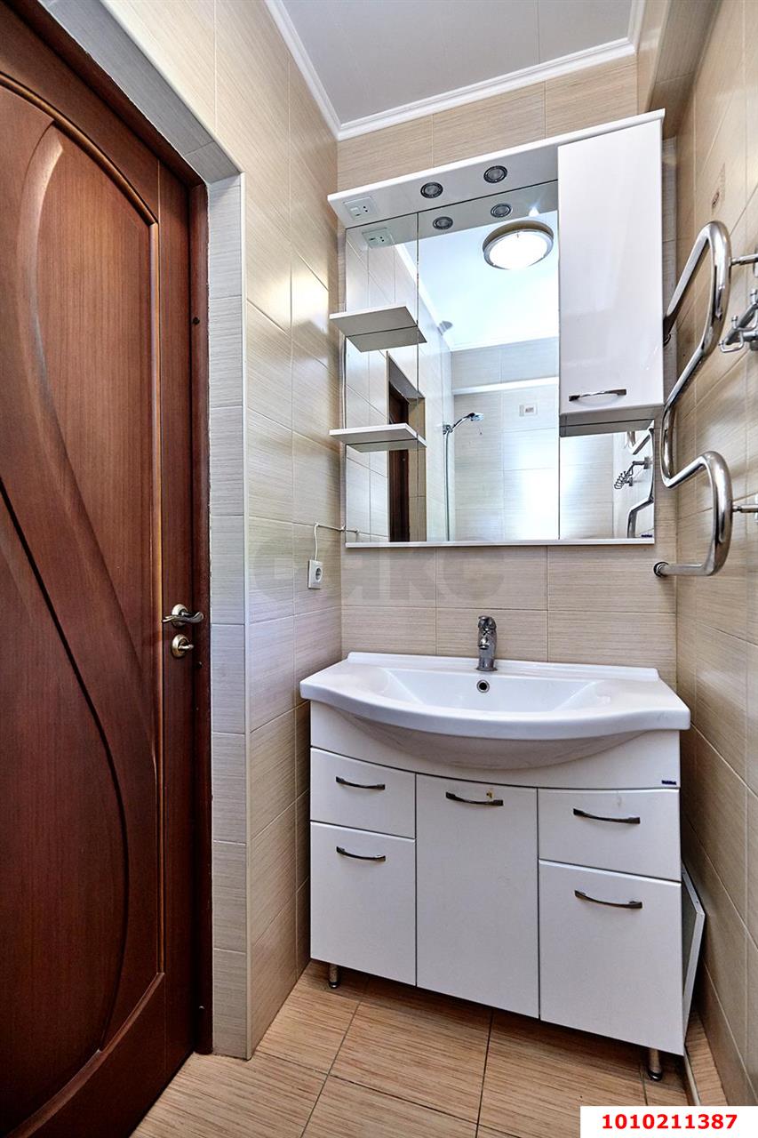 Фото №3: Дом 200 м² + 4.4 сот. - Краснодар, Фестивальный, ул. Воровского, 153