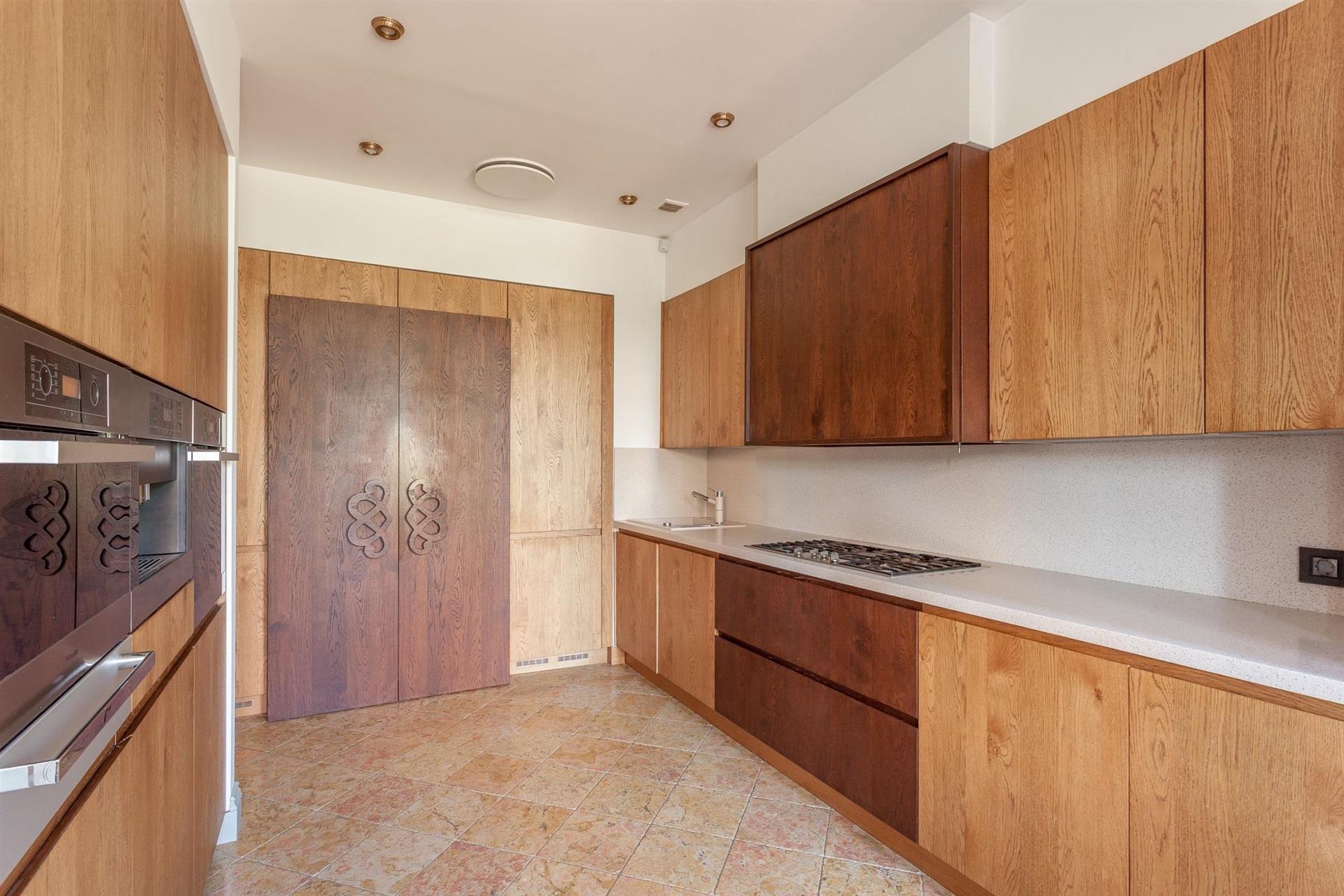 Фото №13: Дом 469 м² + 12 сот. - Краснодар, Прикубанский внутригородской округ, Калинино, мкр. Завод Радиоизмерительных Приборов, ул. Григория Пономаренко, 36