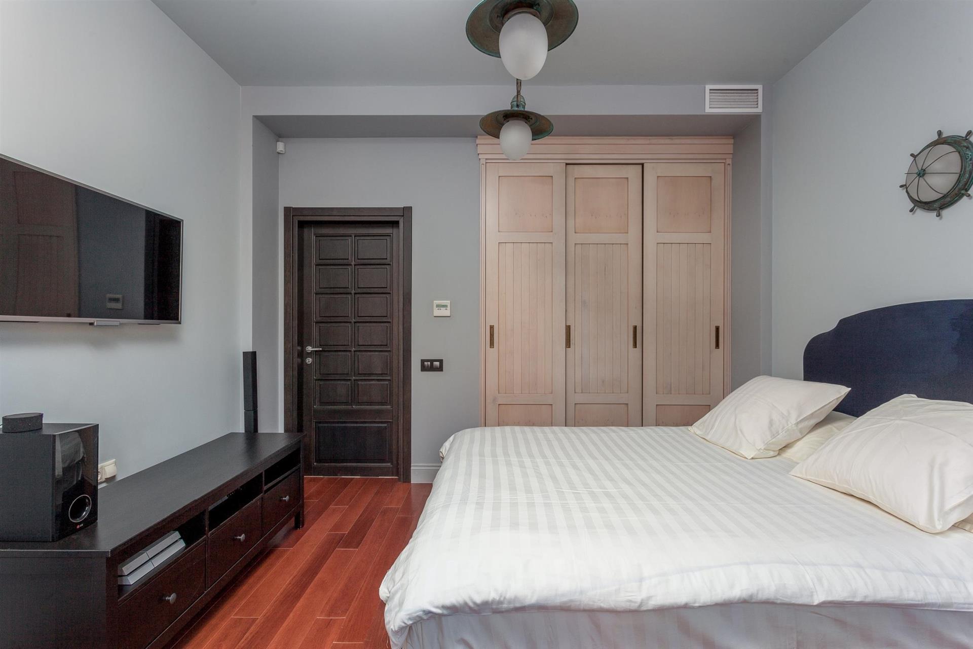 Фото №17: Дом 469 м² + 12 сот. - Краснодар, Прикубанский внутригородской округ, Калинино, мкр. Завод Радиоизмерительных Приборов, ул. Григория Пономаренко, 36