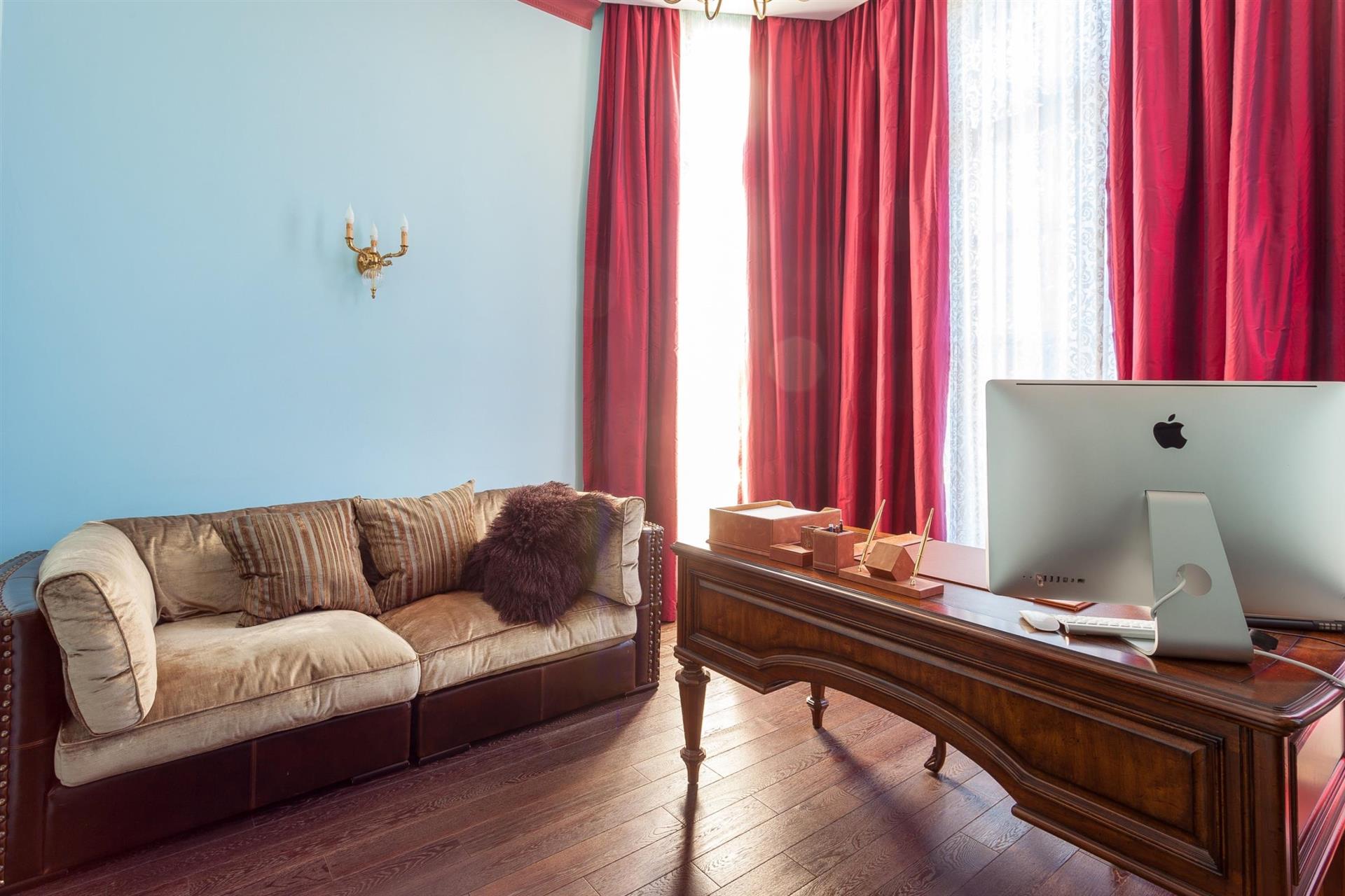 Фото №5: Дом 469 м² + 12 сот. - Краснодар, Прикубанский внутригородской округ, Калинино, мкр. Завод Радиоизмерительных Приборов, ул. Григория Пономаренко, 36