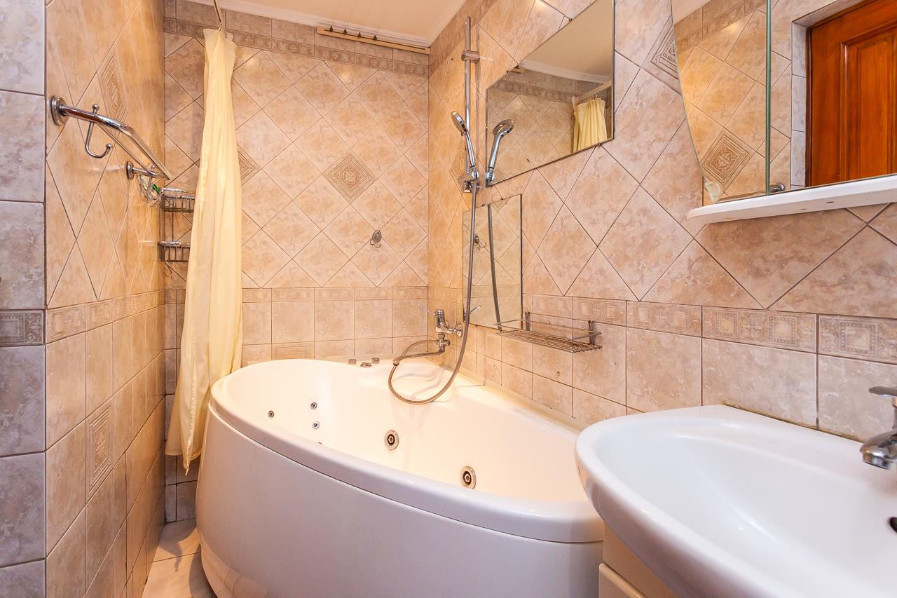 Фото №12: 2-комнатная квартира 50 м² - Краснодар, Карасунский внутригородской округ, мкр. Черёмушки, ул. Селезнёва, 210