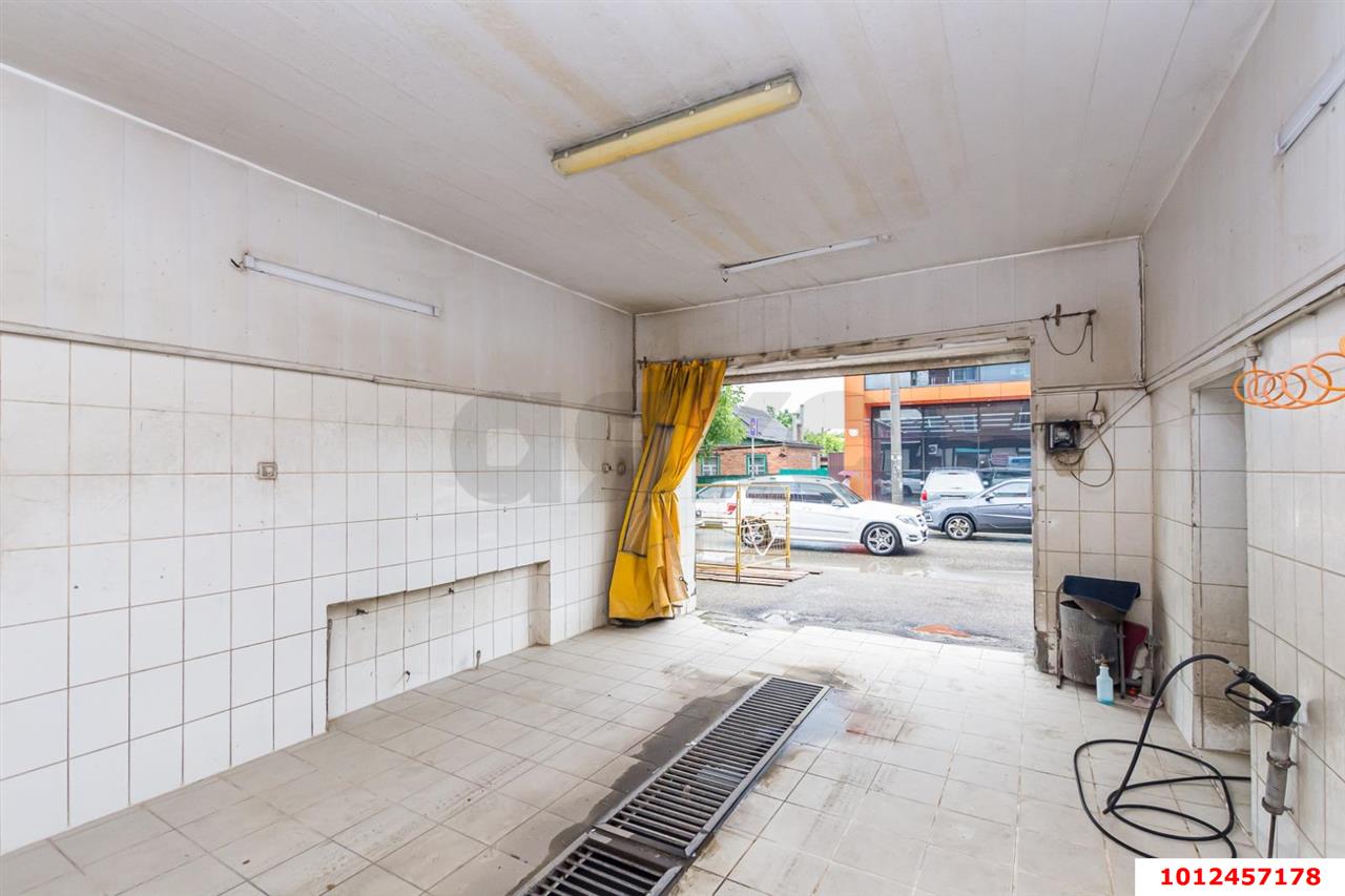 Фото №7: Коммерция 488 м² - Краснодар, Прикубанский внутригородской округ, мкр. Табачная Фабрика, ул. 1 Мая, 38