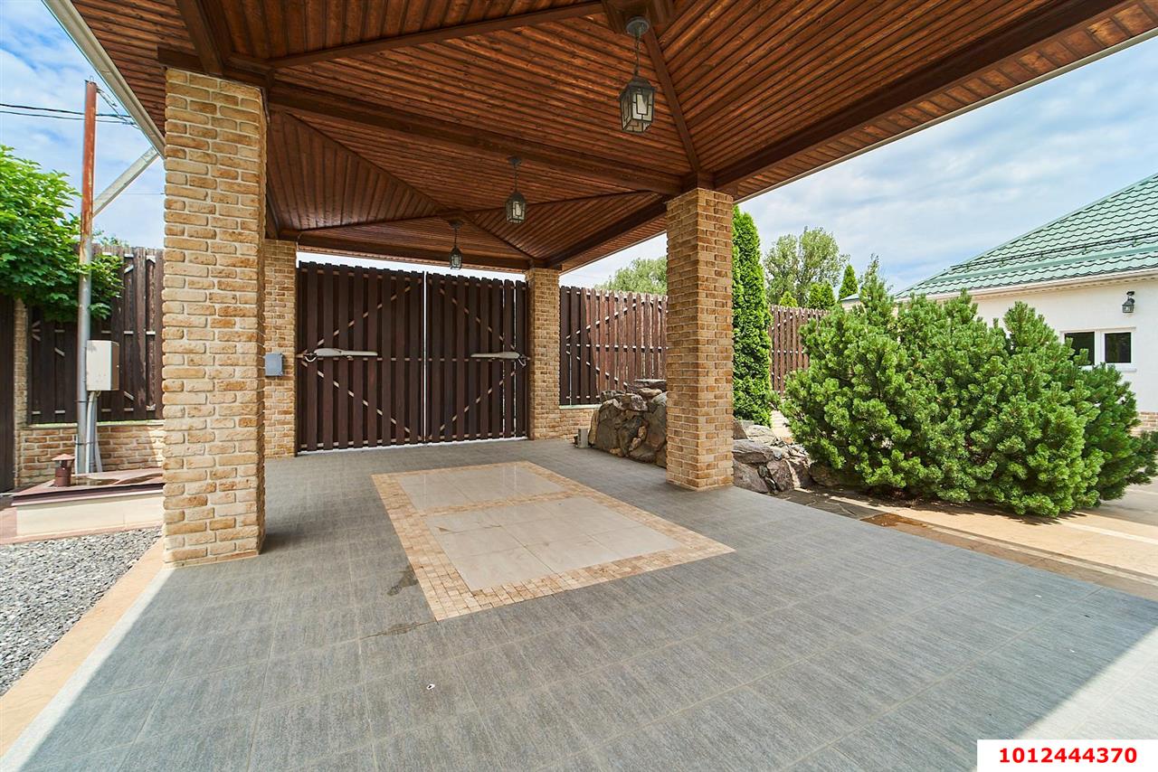 Фото №10: Дом 351 м² + 10 сот. - СНТ Пригород, ул. Атамана Кухаренко, 16