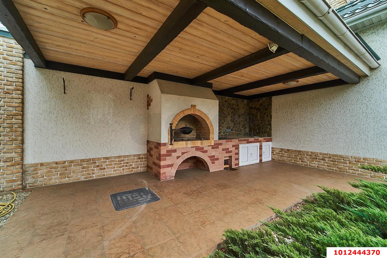 Фото №6: Дом 351 м² + 10 сот. - СНТ Пригород, ул. Атамана Кухаренко, 16