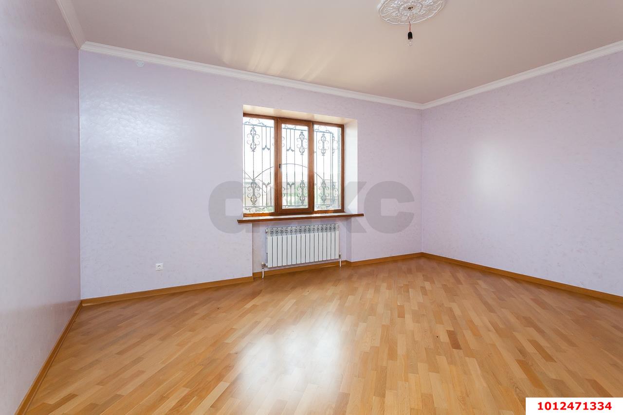 Фото №24: Дом <span class="whitespace-nowrap">350 м²</span> <span class="whitespace-nowrap">+ 8 сот.</span>, <span class="whitespace-nowrap">2 эт.</span> - Краснодар, Прикубанский внутригородской округ, Калинино, мкр. имени Петра Метальникова, ул. Защитников Отечества