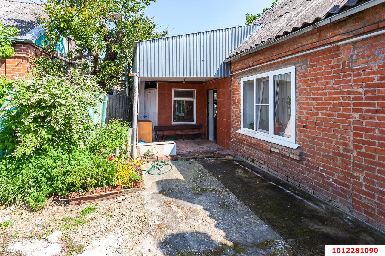 Фото №2: Часть дома 129 м² + 8 сот. - Краснодар, Центральный внутригородской округ, мкр. Центральный, ул. Будённого, 274