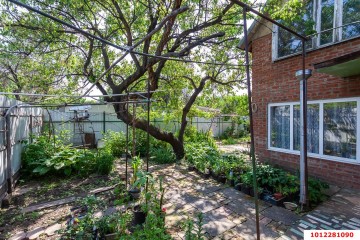 Фото №3: Часть дома 129 м² - Краснодар, мкр. Центральный, ул. Будённого, 274