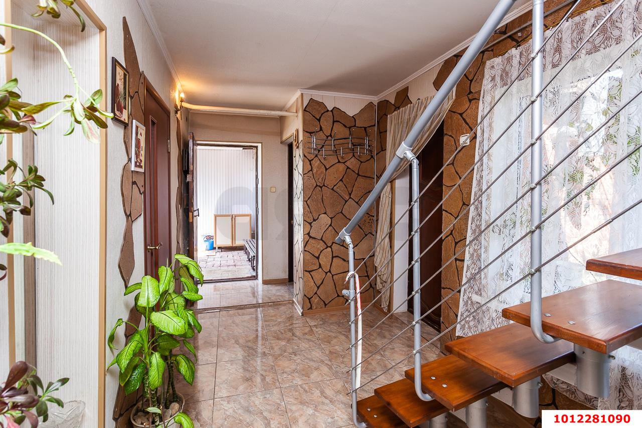 Фото №9: Часть дома 129 м² + 8 сот. - Краснодар, Центральный, ул. Будённого, 274