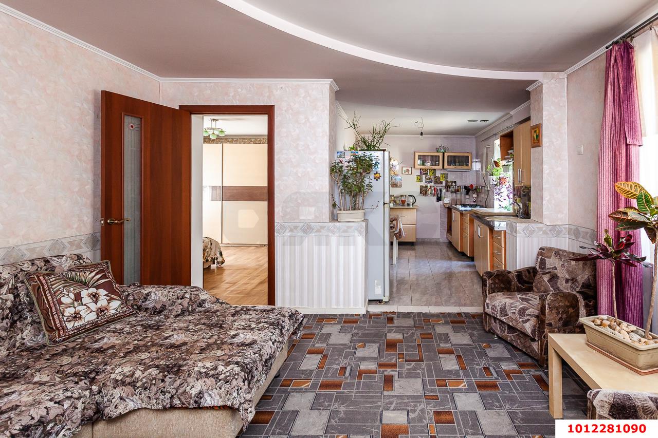 Фото №12: Часть дома 129 м² + 8 сот. - Краснодар, Центральный внутригородской округ, мкр. Центральный, ул. Будённого, 274