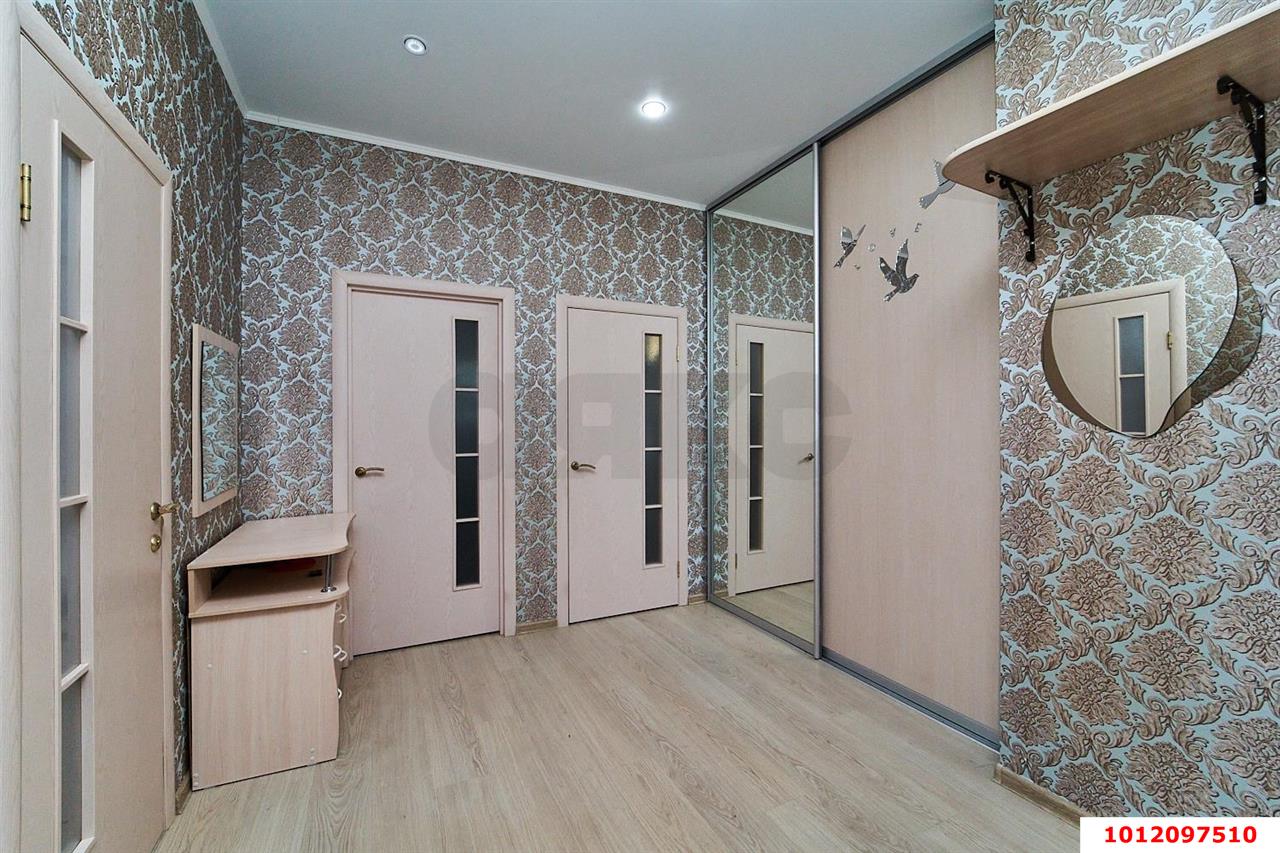 Фото №9: 1-комнатная квартира 52 м² - Краснодар, Центральный внутригородской округ, Дубинка, мкр. Черёмушки, ул. Вишняковой, 1/26