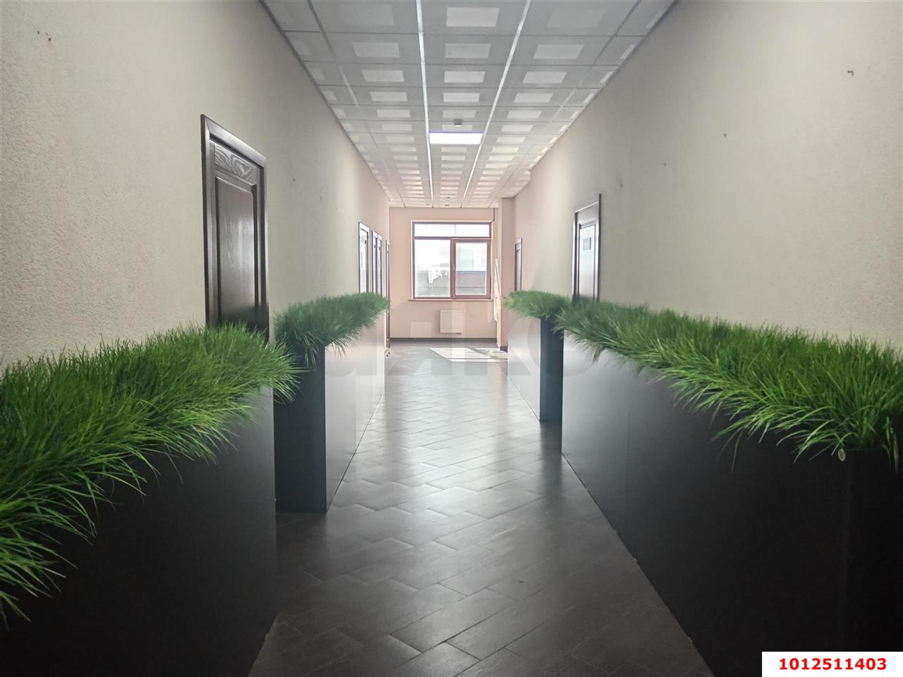 Фото №2: Офисное помещение 730 м² - Краснодар, 2-я Площадка, ул. имени Дзержинского, 167
