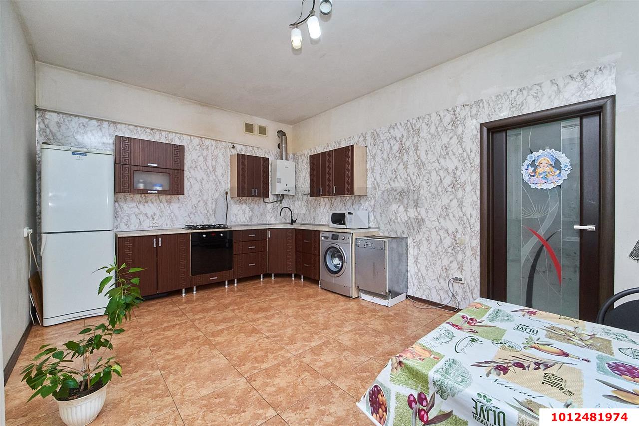 Фото №7: Дом 408 м² + 10 сот. - Краснодар, ул. Базарная, 53