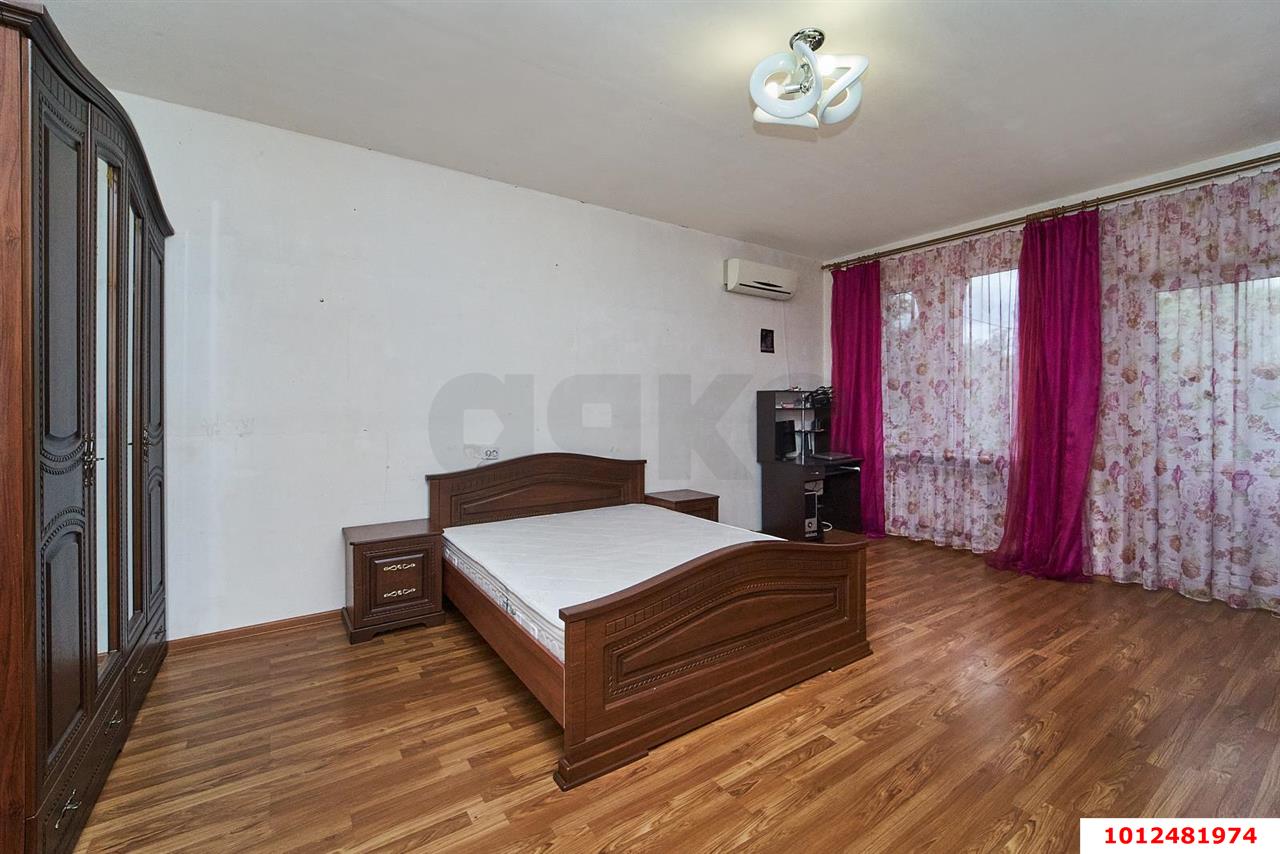 Фото №8: Дом 408 м² + 10 сот. - Краснодар, ул. Базарная, 53