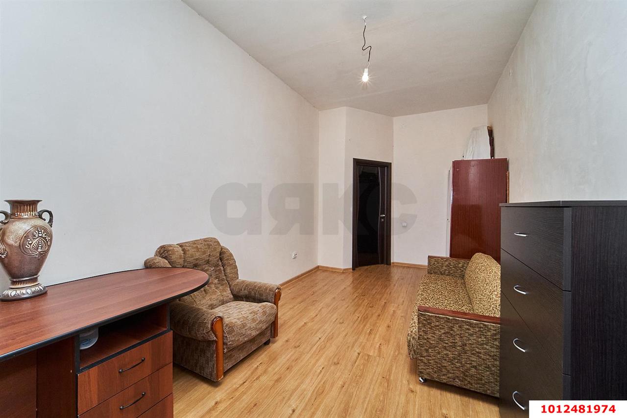 Фото №12: Дом 408 м² + 10 сот. - Краснодар, ул. Базарная, 53