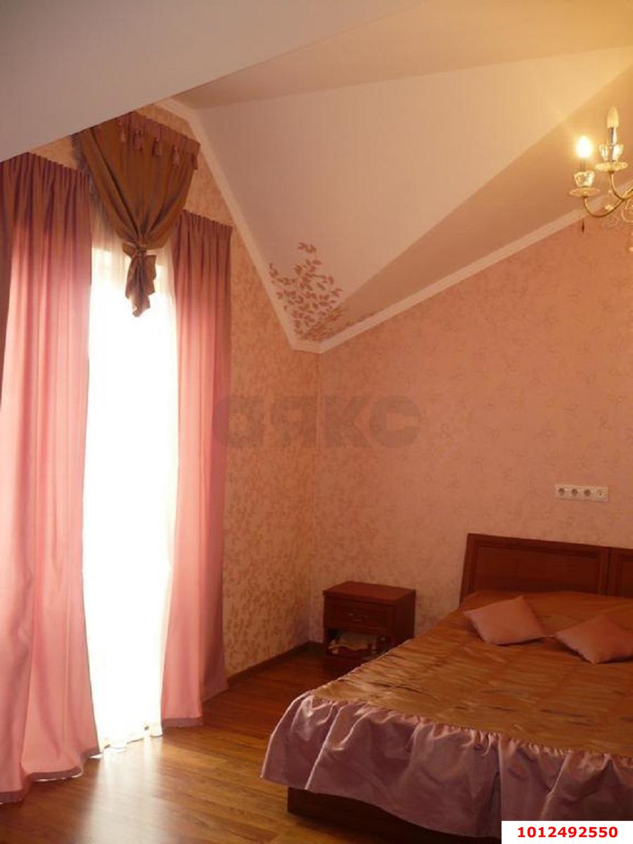 Фото №6: Таунхаус 112 м² + 1 сот. - Краснодар, Калинино, ул. 1 Мая, 460