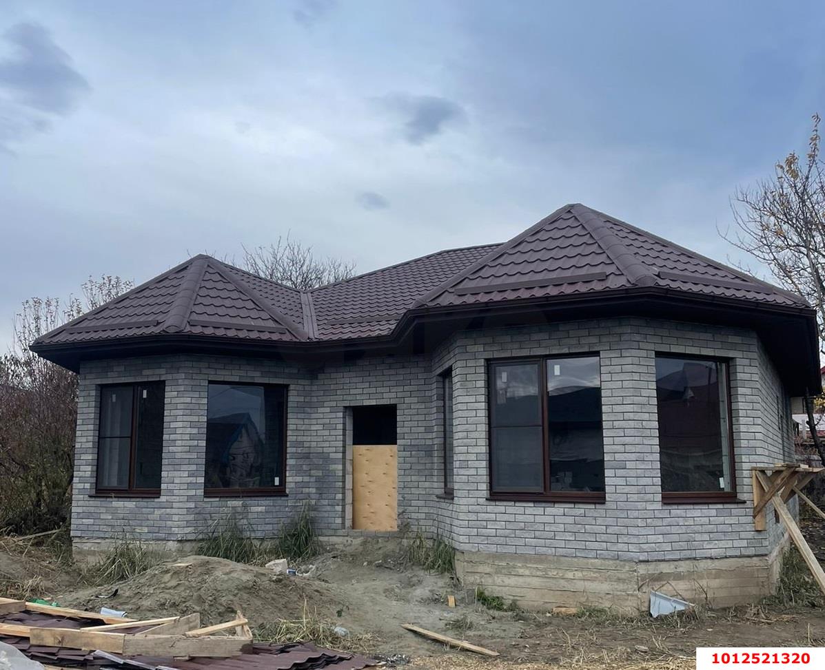 Фото №1: Дом 120 м² + 6 сот. - Ленина, Карасунский внутригородской округ, снт Радуга, ул. Клубничная, 272