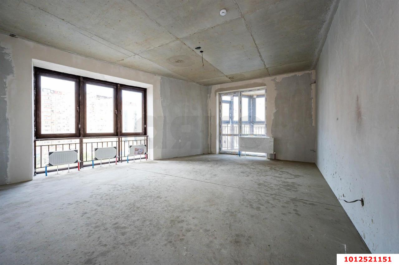 Фото №1: 3-комнатная квартира 100 м² - Краснодар, жилой комплекс Маршал, ул. Гаражная, 87