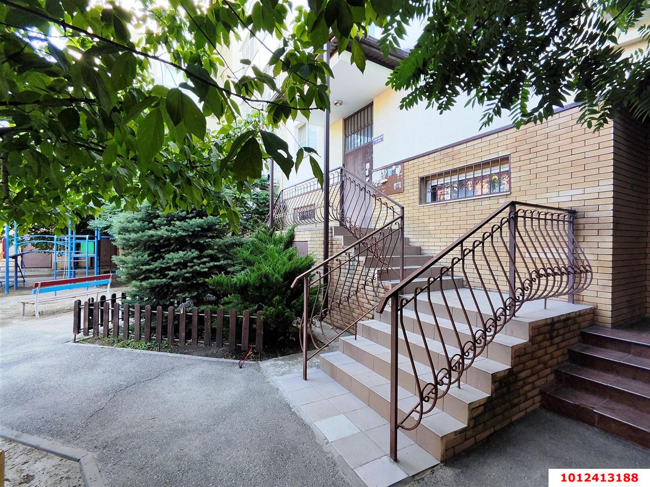 Фото №2: 1-комнатная квартира 38 м² - Краснодар, Прикубанский внутригородской округ, Калинино, мкр. Завод Радиоизмерительных Приборов, пер. Корчагинский, 3