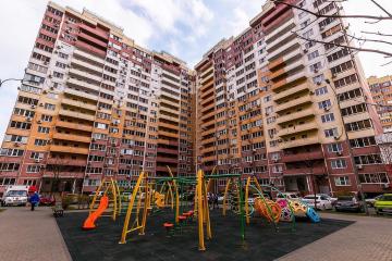 Фото №1: 3-комнатная квартира 102 м² - Краснодар, мкр. Черёмушки, пер. Лунный, 16