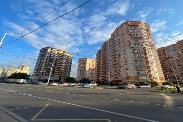 Фото №5: 1-комнатная квартира 53 м² - Краснодар, мкр. Юбилейный, ул. 70-летия Октября, 1/4